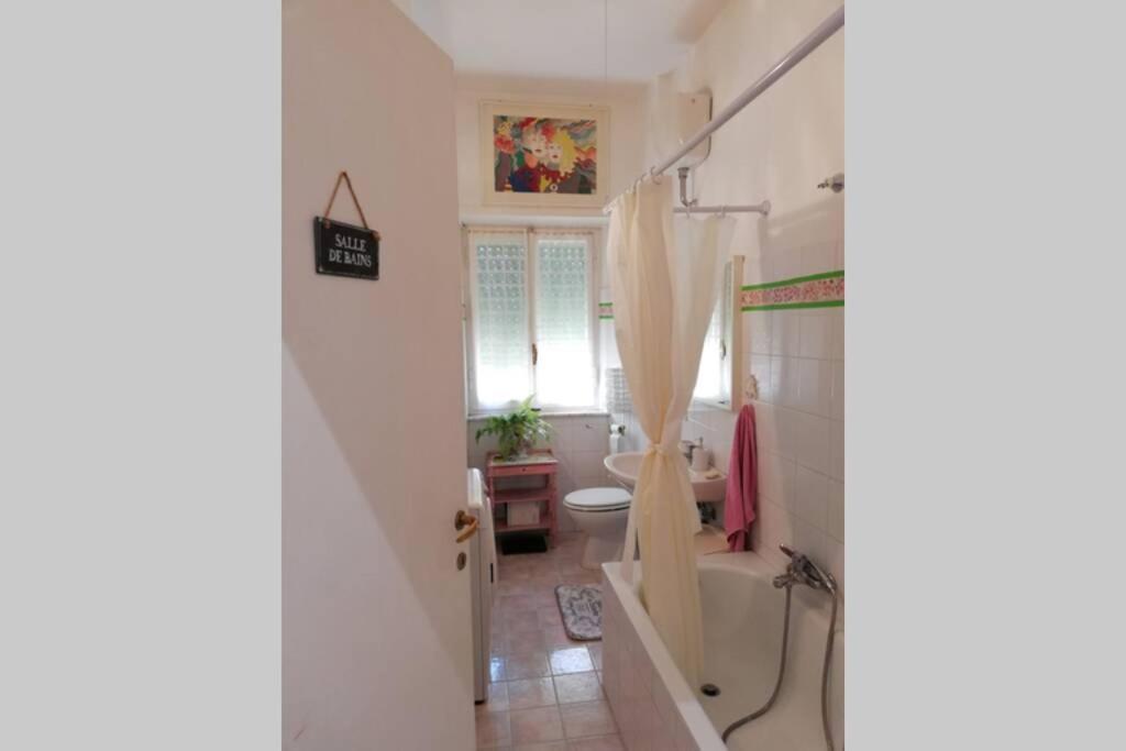 Casa Vacanze Gli Oleandri Bracciano  Extérieur photo